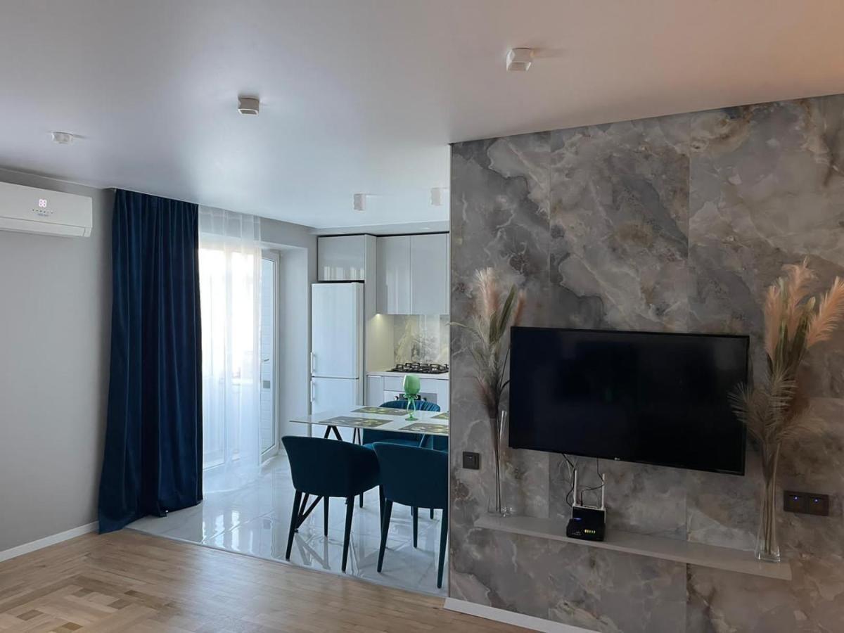 Citadel Vip Apartment リヴィウ エクステリア 写真