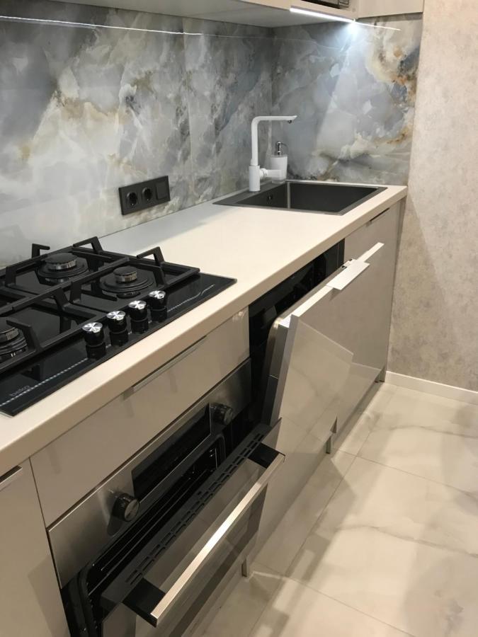 Citadel Vip Apartment リヴィウ エクステリア 写真
